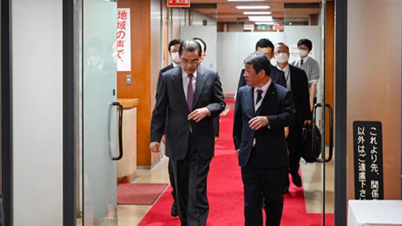 驻日大使谈日本人在华从事间谍活动，日本落网间谍的人数之多