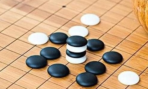 围棋第一步下天元？对手想笑！