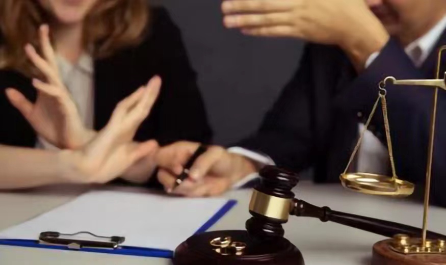 遭掌掴还手被认定为互殴 律师解读：正当防卫不是以暴制暴。